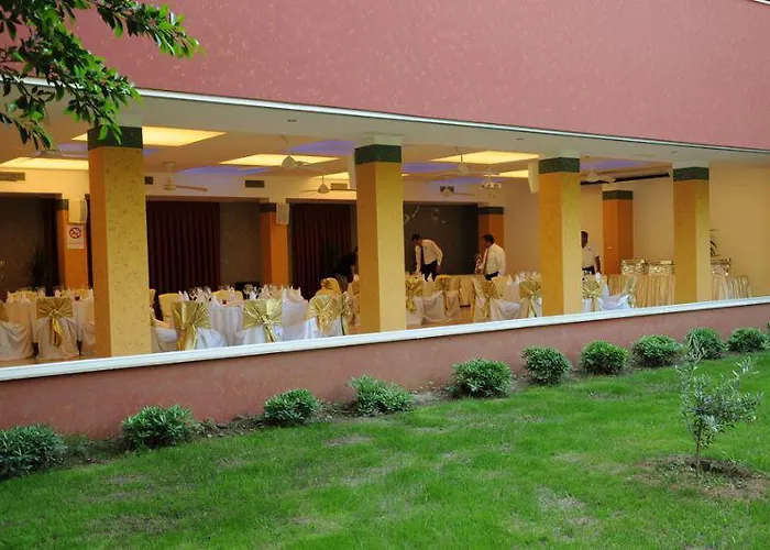 Ośrodek wypoczynkowy Belcekiz Club - 5*