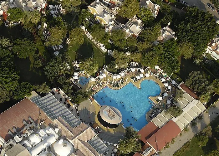 Ośrodek wypoczynkowy Belcekiz Club - 5*