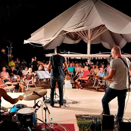 贝尔塞奇兹海滩俱乐部度假村 – 全包 5* 厄吕代尼兹